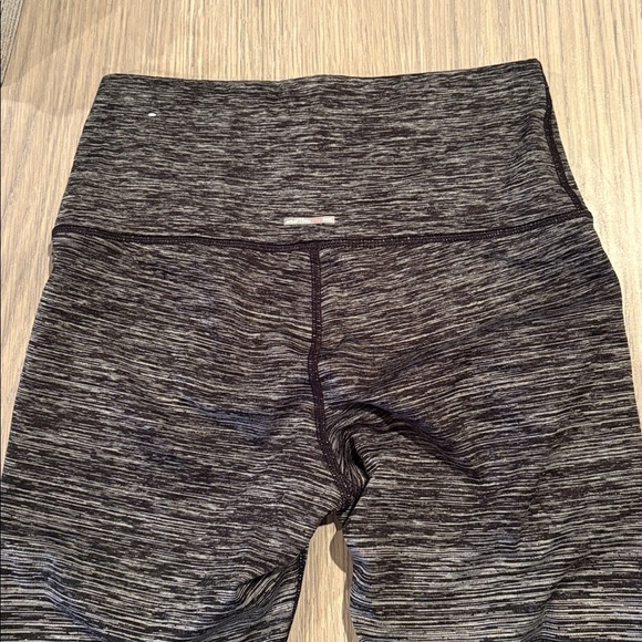 Aerie Chill Play Move Ombre Gray Leggings Size M 28” Inseam - Picture 5 of 8